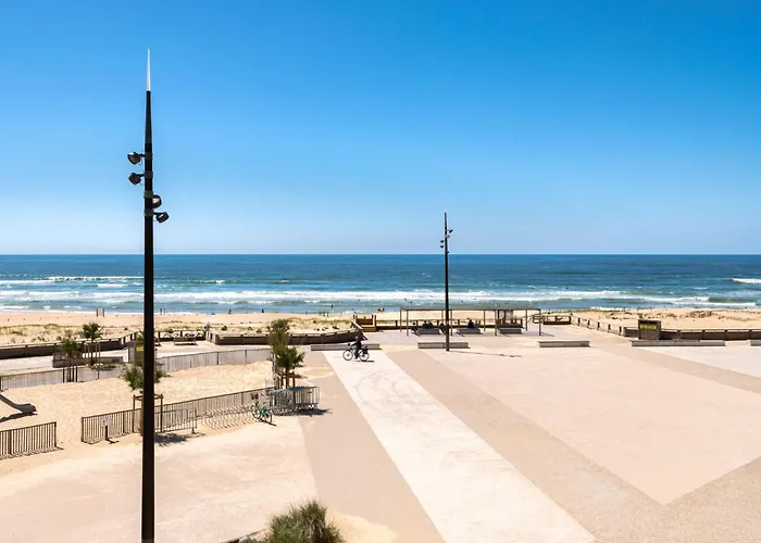 Cap Ocean-8 By Interhome